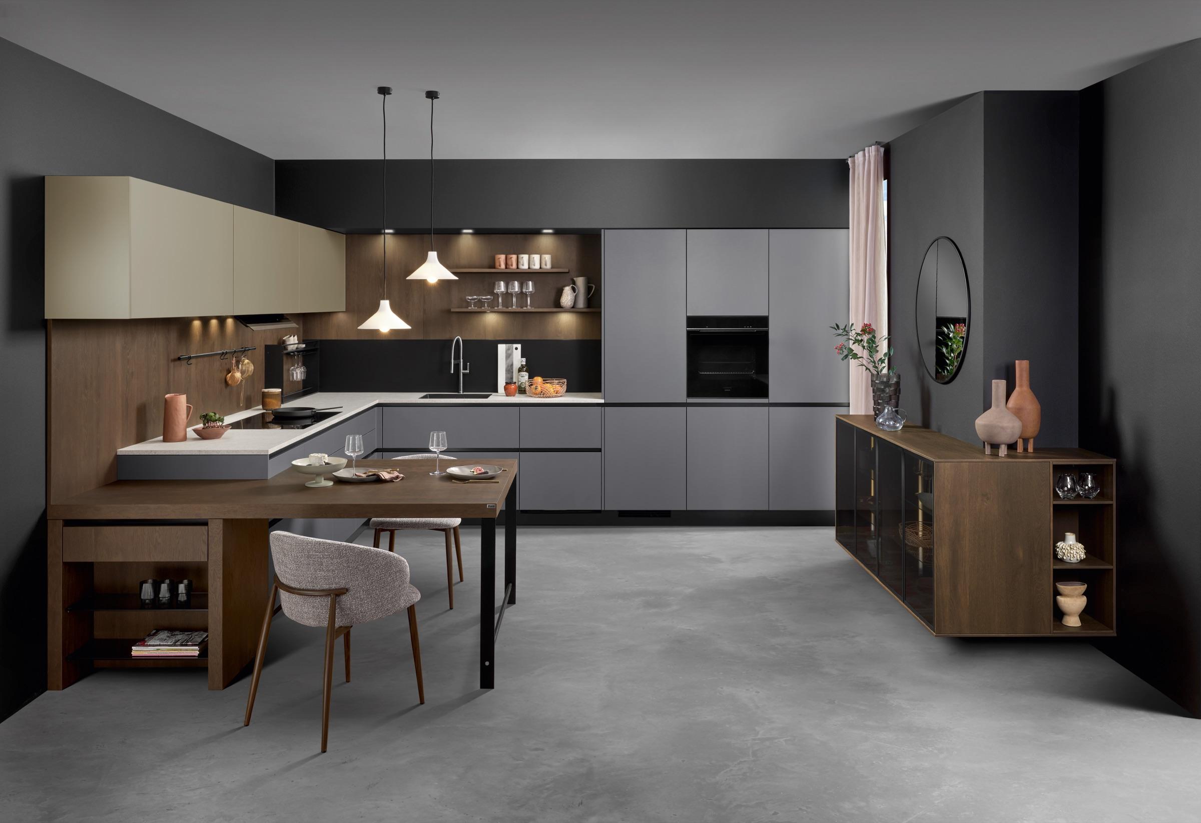Warm taupe and walnut Ewe kitchen